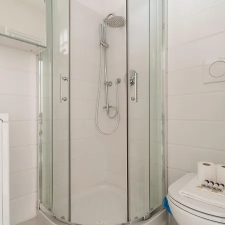 Appartamento Guesthost - Modern X5 In Porta Romana *